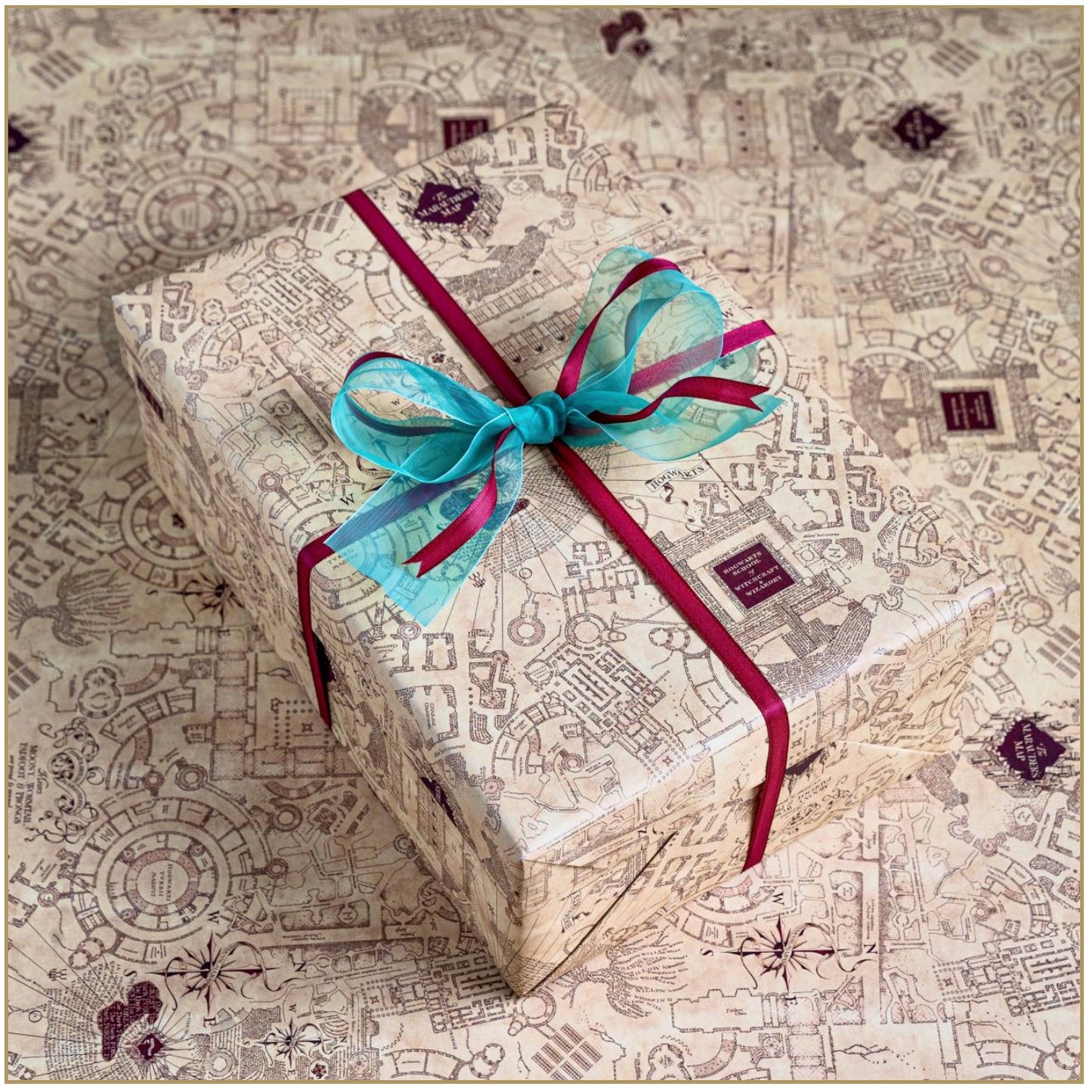HOUSE-OF-MINALIMA-HARRY-POTTER-GIFT-WRAPPING-THE-MARAUDERS-MAP